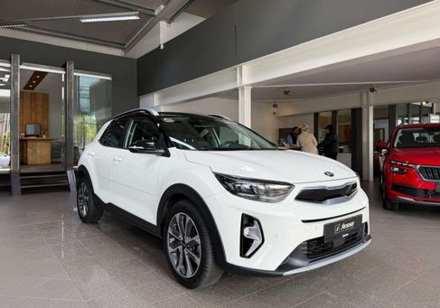 Kia Stonic, 2021
