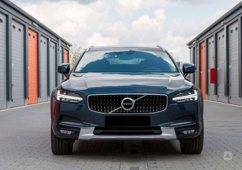 Volvo V90 Cross Country, 2018