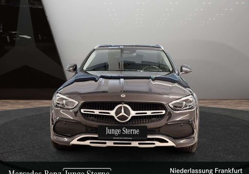 Mercedes-Benz C 220, 2023 3