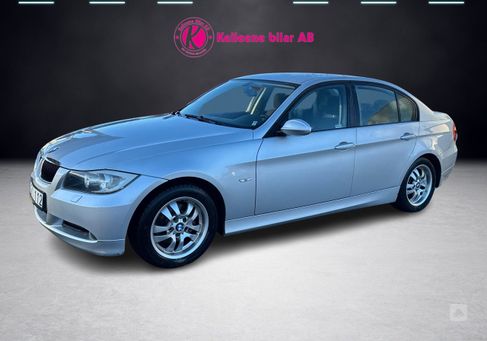 BMW 318, 2006