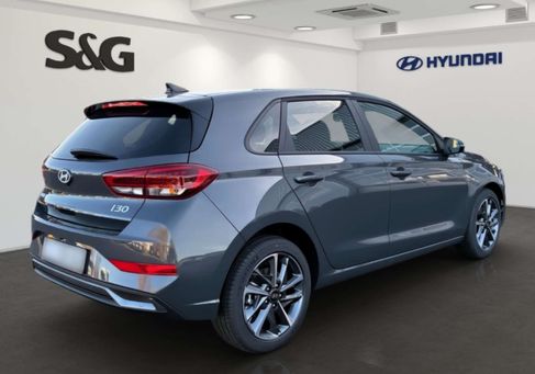 Hyundai i30, 2025
