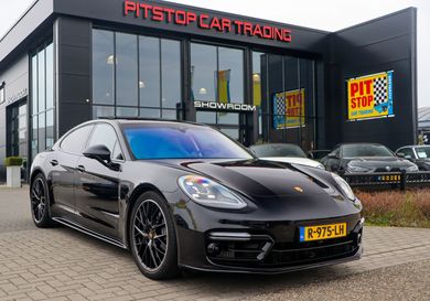 Porsche Panamera, 2022