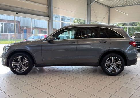 Mercedes-Benz GLC 220, 2018 3