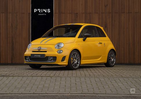 Abarth 695, 2011