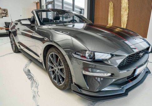 Ford Mustang, 2020