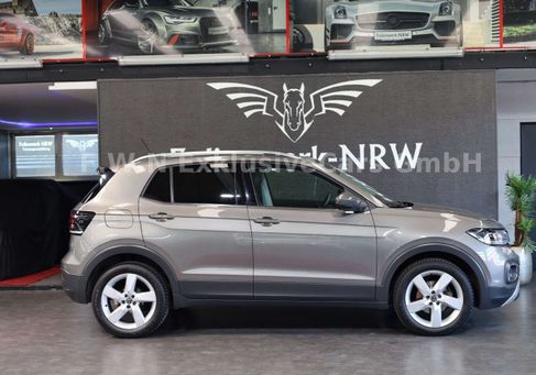 Volkswagen T-Cross, 2020