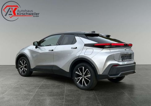 Toyota C-HR, 2024