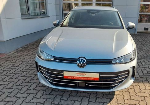 Volkswagen Passat Variant, 2024 2