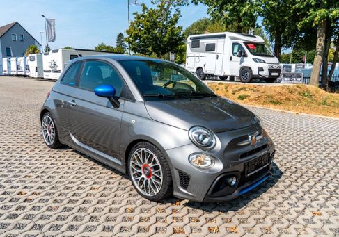 Abarth 595, 2023
