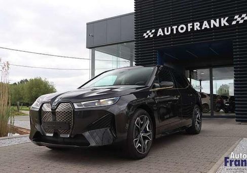 BMW iX, 2021 3
