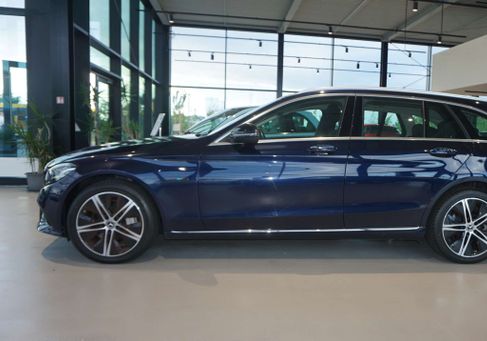 Mercedes-Benz C 300, 2020