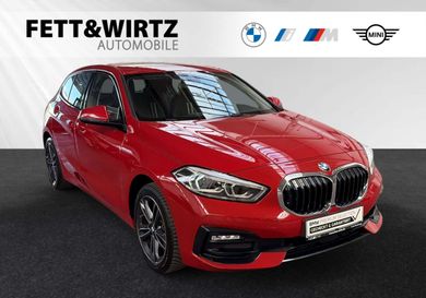 BMW 118, 2021