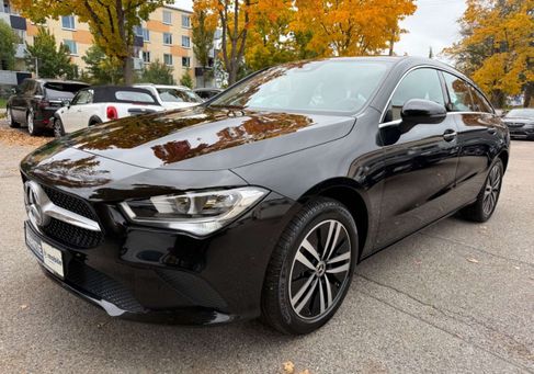 Mercedes-Benz CLA 250, 2022