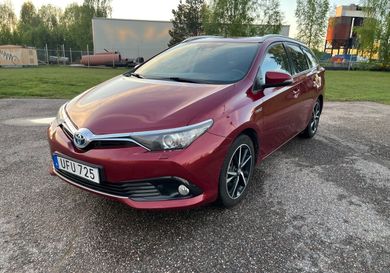 Toyota Auris Touring Sports, 2017