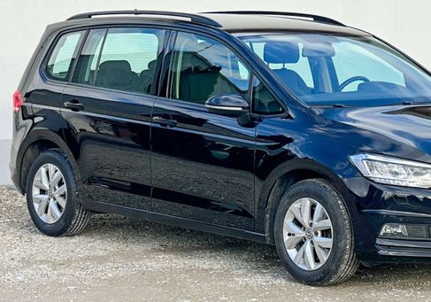 Volkswagen Touran, 2018 3