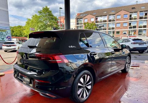 Volkswagen Golf, 2025