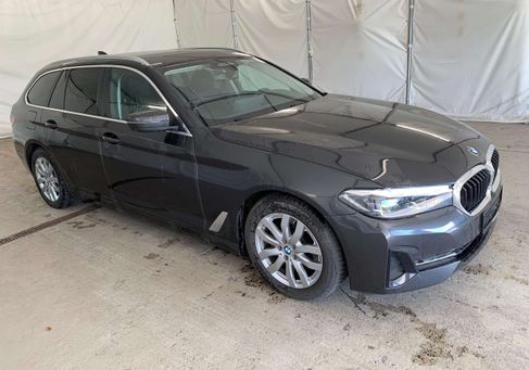 BMW 520, 2021