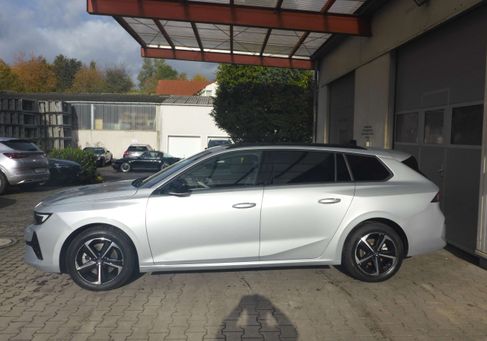 Opel Astra, 2024