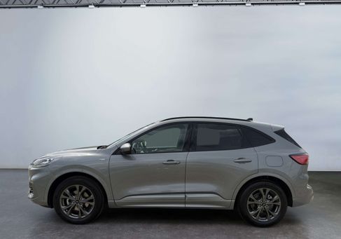 Ford Kuga, 2022