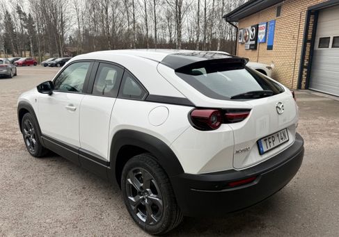 Mazda MX-30, 2024 3