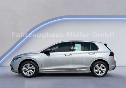 Volkswagen Golf, 2023