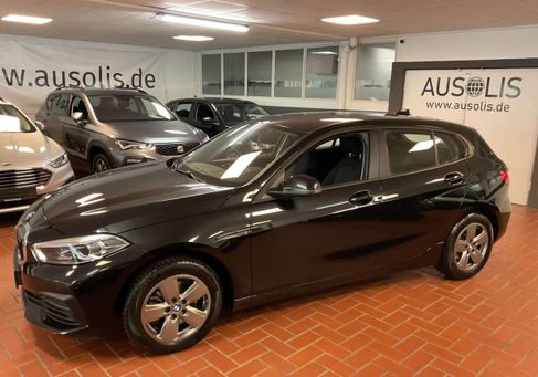 BMW 116, 2023
