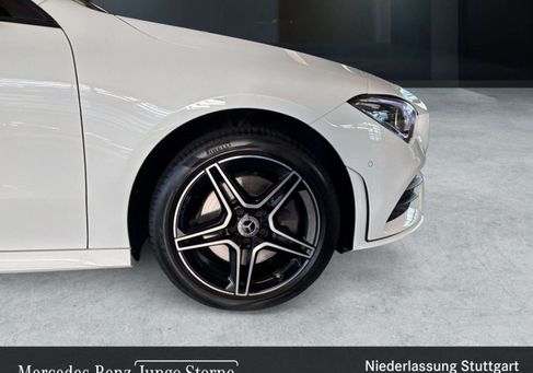 Mercedes-Benz CLA 250, 2022 3