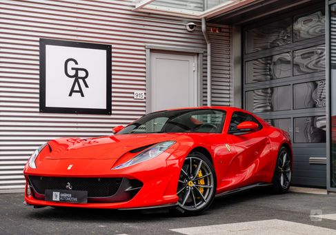 Ferrari 812, 2020