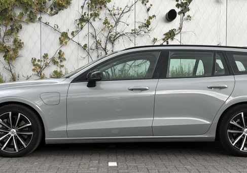 Volvo V60, 2024 2