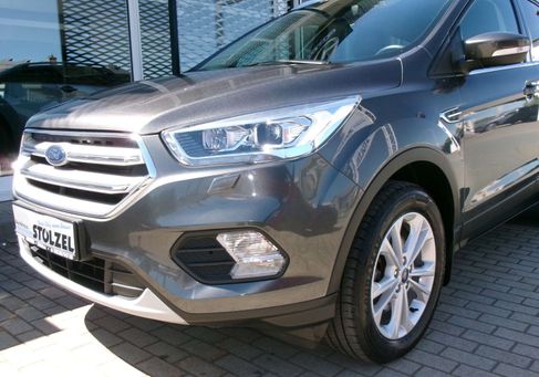 Ford Kuga, 2019