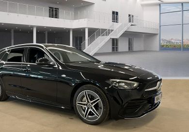 Mercedes-Benz C 300, 2025