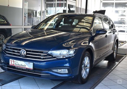 Volkswagen Passat, 2021