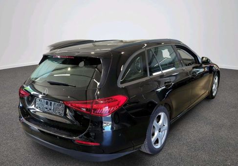 Mercedes-Benz C 200, 2022