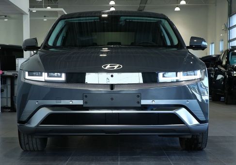 Hyundai IONIQ, 2026