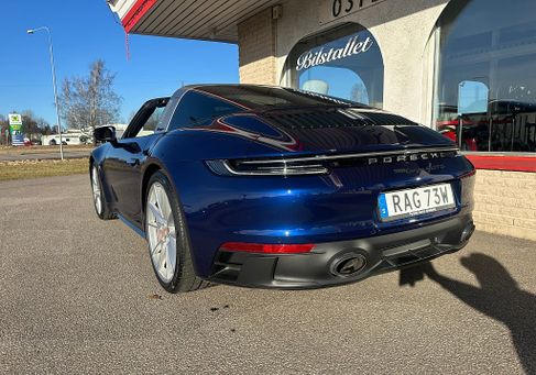 Porsche 911, 2023