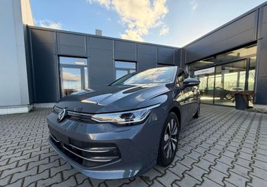 Volkswagen Golf, 2025