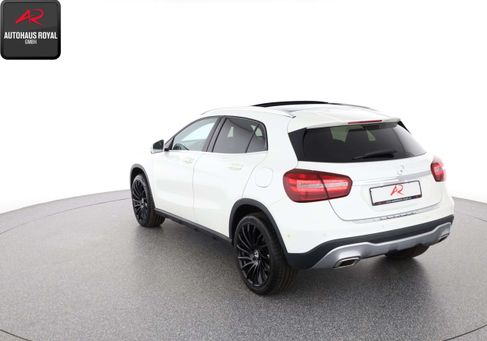 Mercedes-Benz GLA 220, 2019