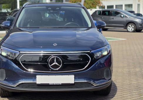 Mercedes-Benz EQA, 2022