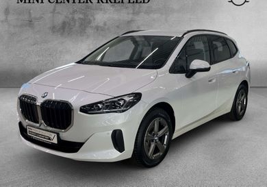 BMW 220, 2025