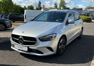 Mercedes-Benz B 180, 2023