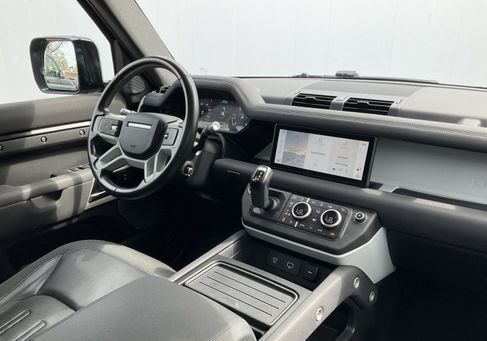 Land Rover Defender, 2020