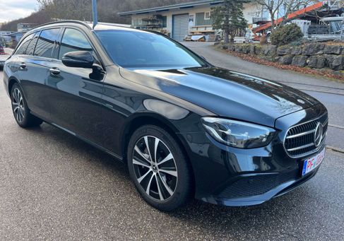 Mercedes-Benz E 300, 2020