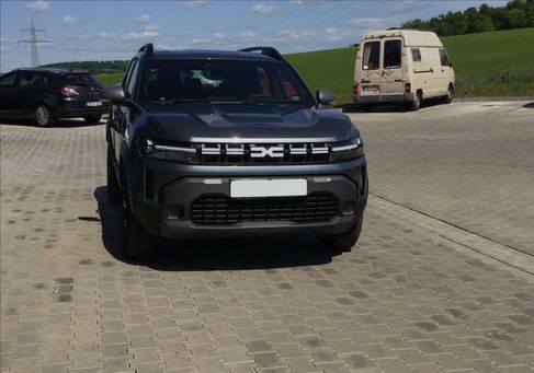 Dacia Duster, 2025