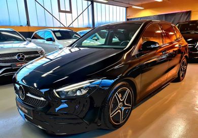 Mercedes-Benz B 200, 2022