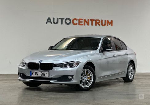 BMW 320, 2012