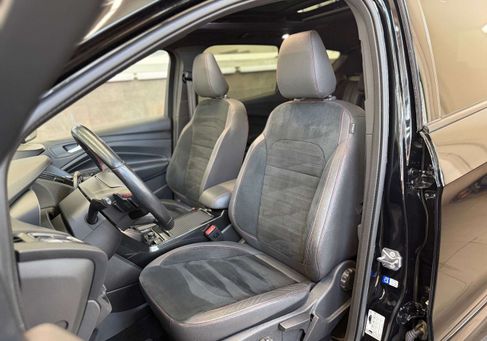 Ford Kuga, 2019