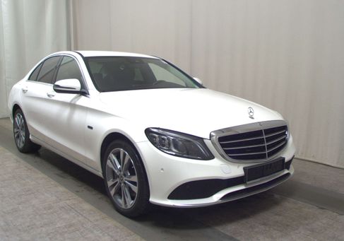 Mercedes-Benz C 300, 2020