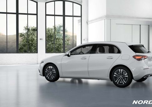 Mercedes-Benz A 250, 2025