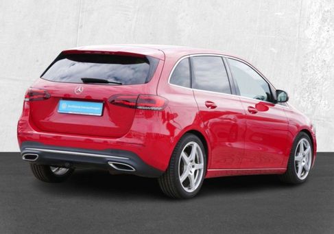 Mercedes-Benz B 220, 2019 3