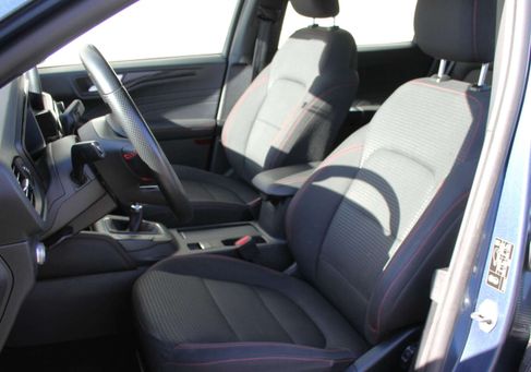 Ford Kuga, 2022